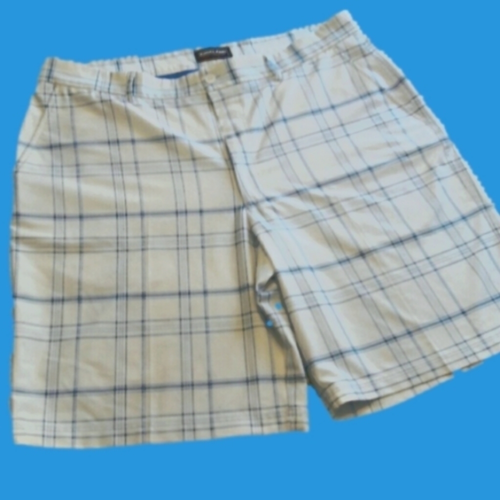 🏖 KIRKLAND Men's White and Blue Plaid Golf Shorts, 38